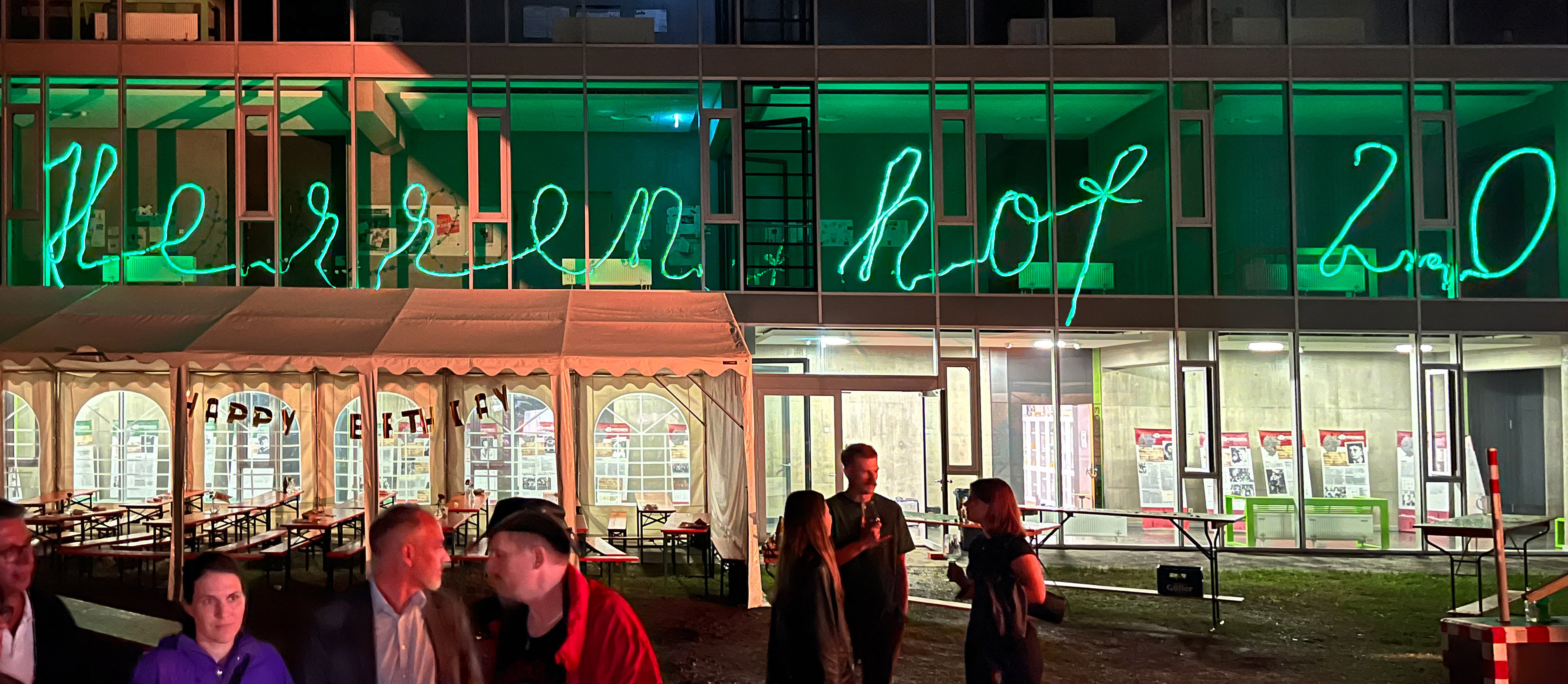 Herrenhof2 0 Neon Header