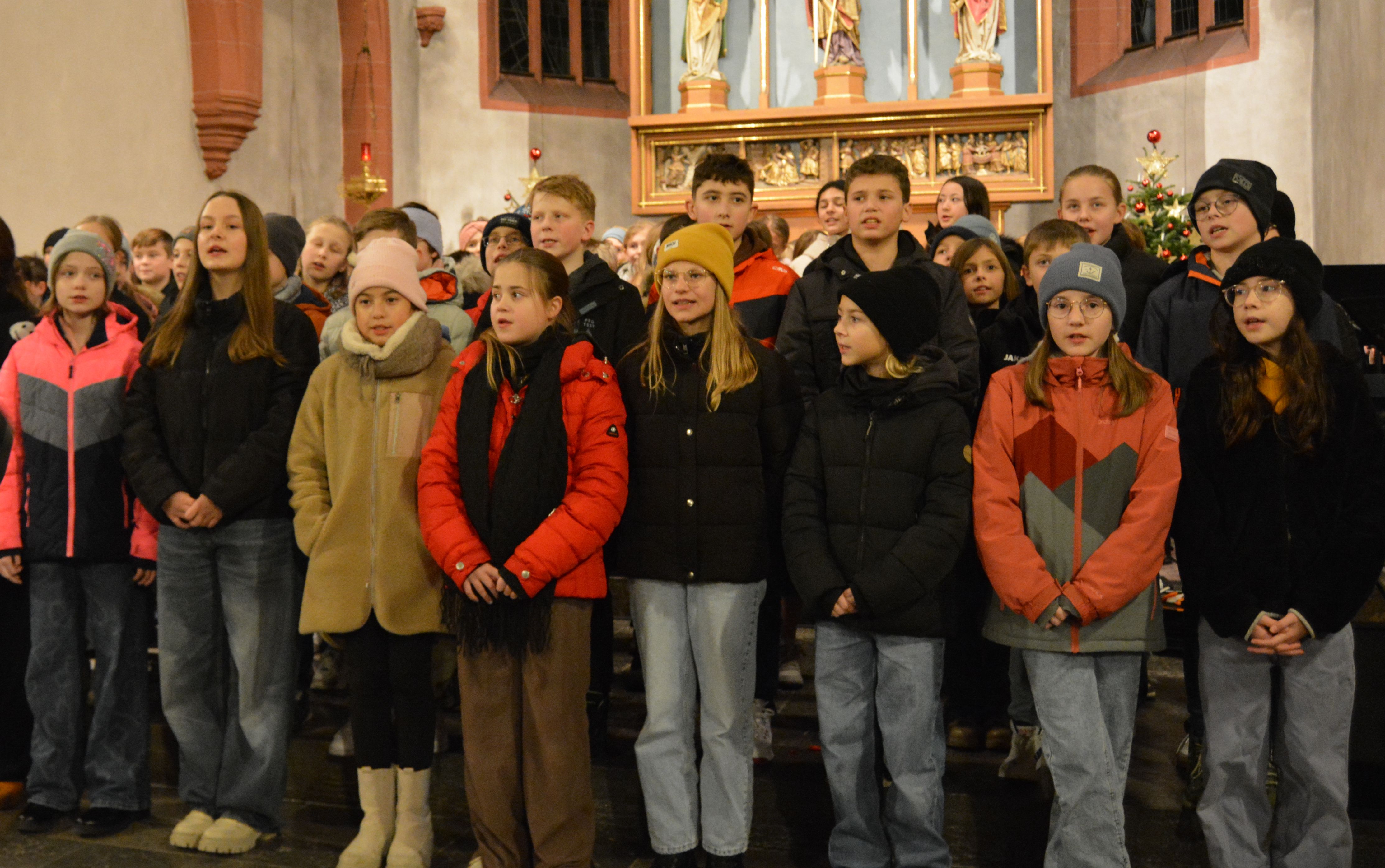 2024 12 18 Unterricht Musik Weihnachtskonzert 2024 8 A